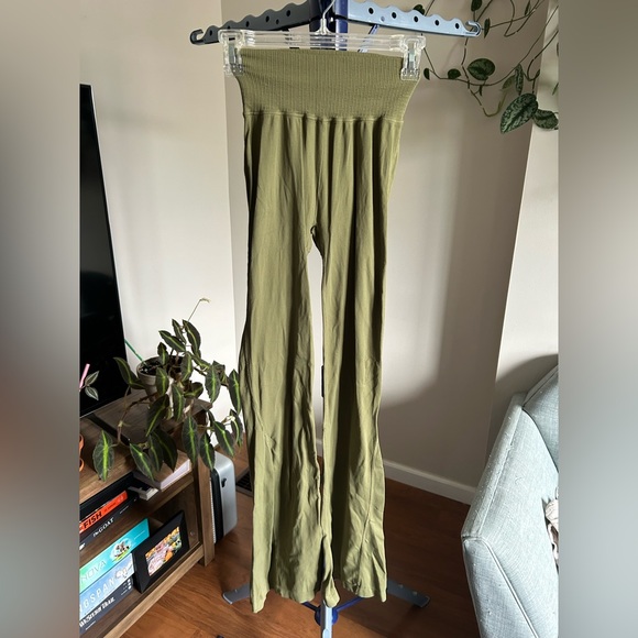 NWOT FP Movement good karma flares - Picture 2 of 7